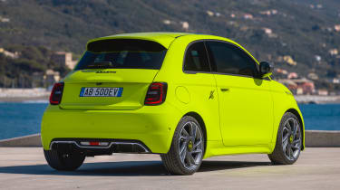 Abarth 500e – rear